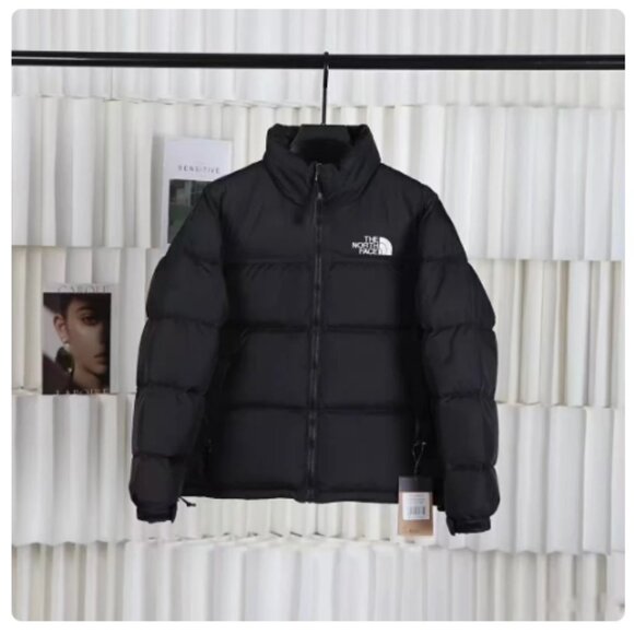 Black North Face Puffer - Picture 1 of 2